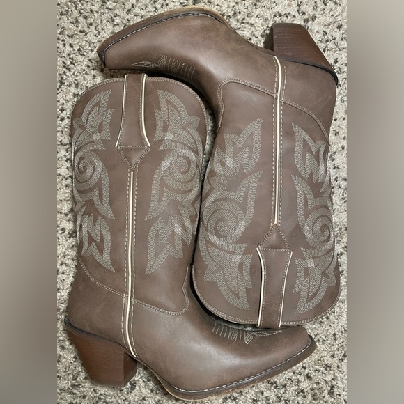 Women’s brown Durango western cowboy boots size 11 medium - Picture 2 of 9